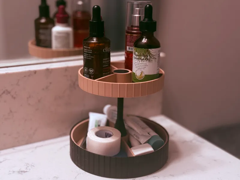 Minimalist Bathroom Organizer