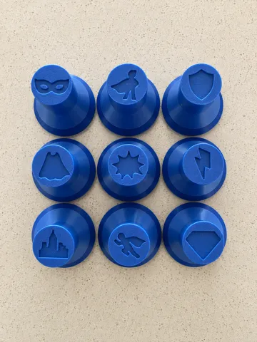 Letrero o emblema decorativo: Superhero Play Dough Stamps | Set of 9 — vista de referencia 4