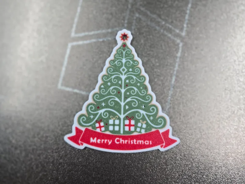Christmas tree ornament 