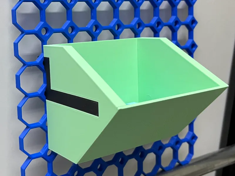 Multiboard Pegboard Sliding Box