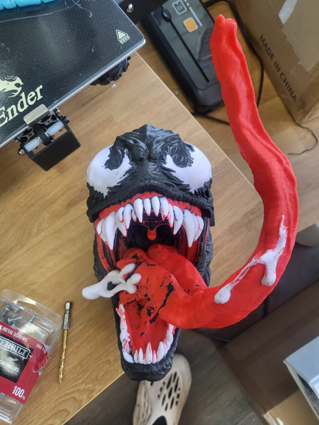 venom bust multicolor ( spiderman removed ) view 2