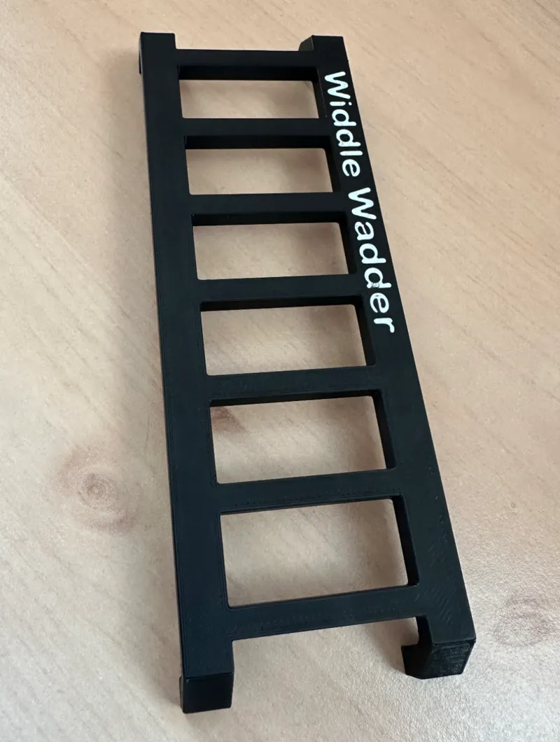 Widdle Wadder With Text & Magnets