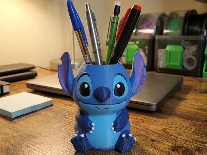 Stitch Pen Holder