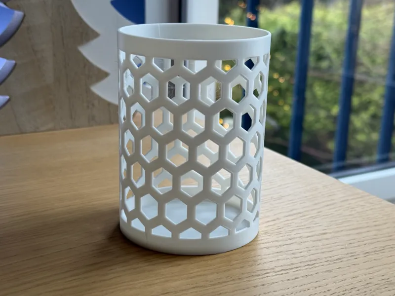 Hexagonal pencil cup
