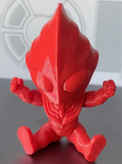 Print-in-place fully articulated Ultraman Tiga that can be posed in various ways