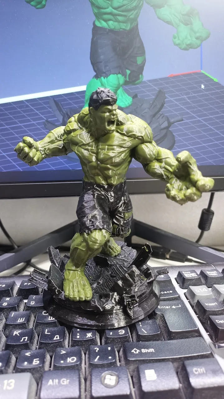 Hulk - AMS Multi-Color Edition (14cm) - Free 3D Print Model - MakerWorld