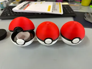 Pokeball Beyblade X DeckBox