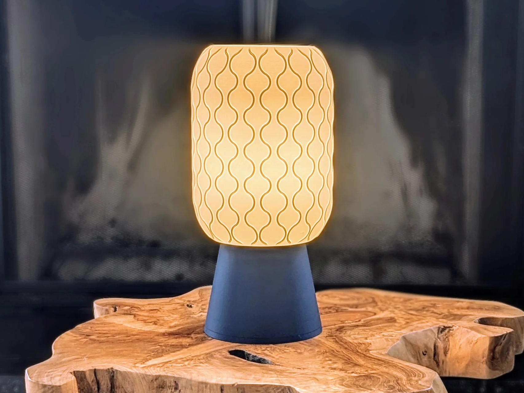Miniatura 1 do modelo 3D Cirrus Table Lamp