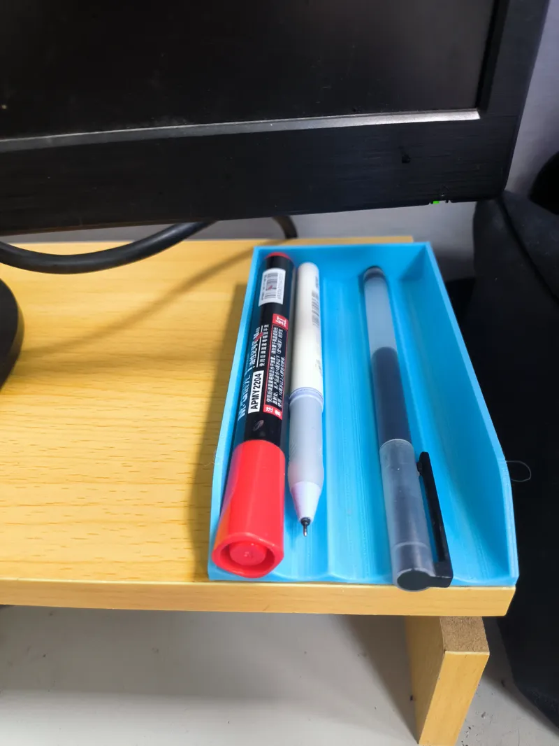 Horizontal pen holder 水平笔架