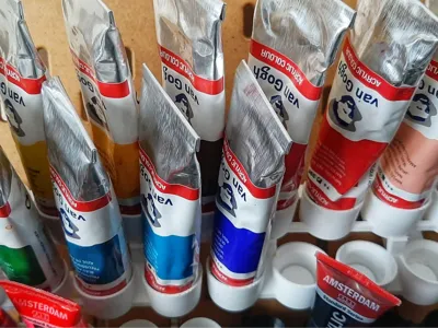 Skadis 40ml Van Gogh acrylic paint tubes holder