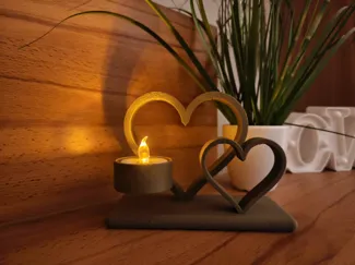 Double Heart Glow - Elegant Valentine's Tealight