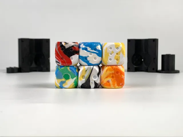 Dice mold / 骰子模具