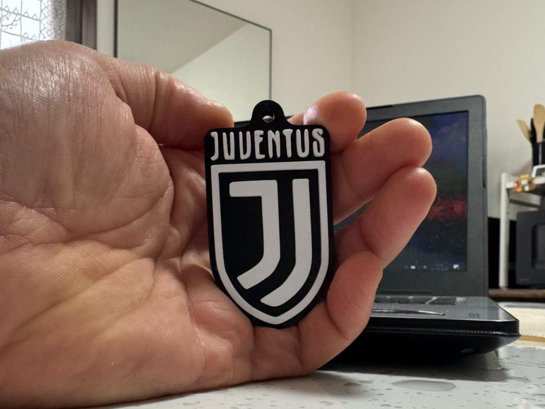 Juventus logo keychain NO AMS