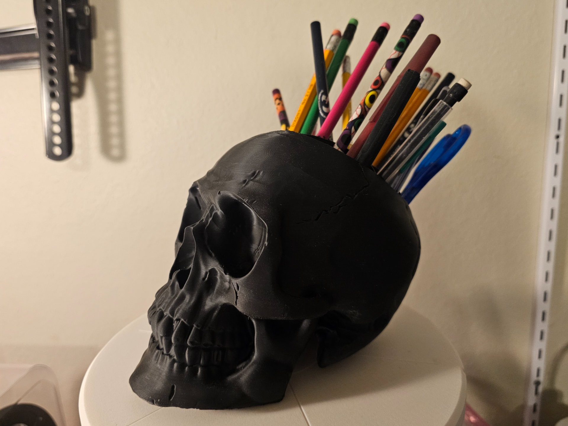 Skull Desk Organizer – Pen & Tool Holder