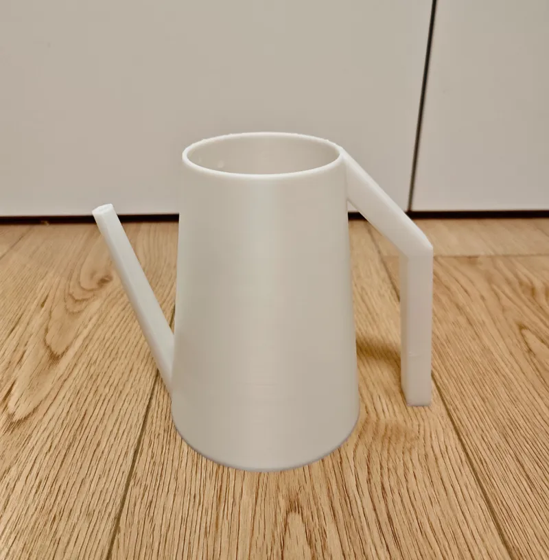Watering Can / 浇水壶