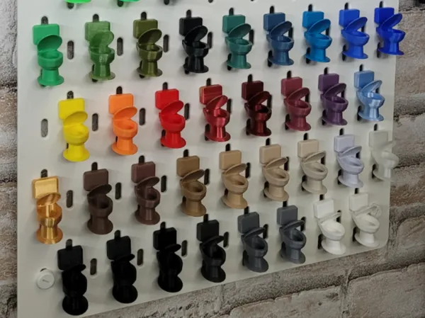 Figurine décorative « toilette » pour panneau Skadis