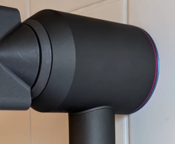 Support mural pour sèche-cheveux Dyson Supersonic