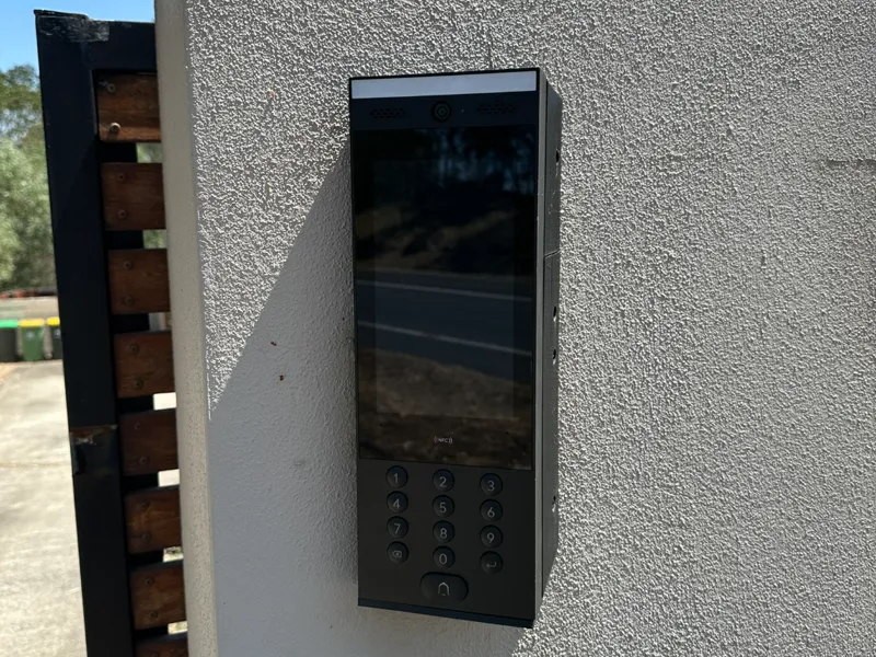 Ubiquiti Unifi Intercom Angled Mount