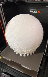 Modèle de la Lune (données NASA) — photo 1