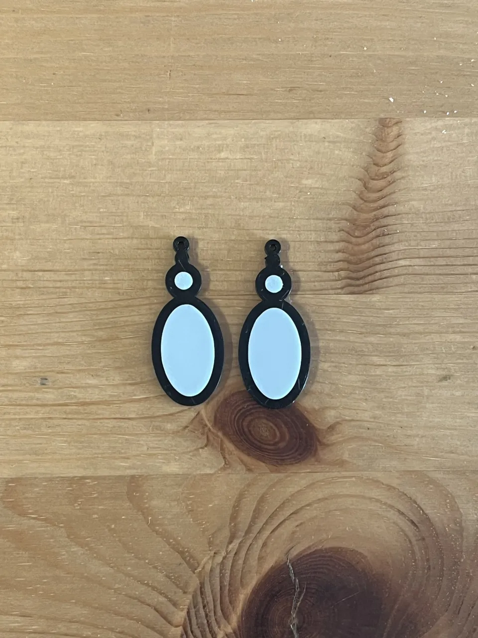 earrings view 2