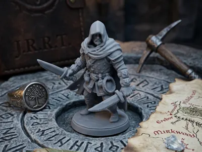 Hooded Rogue – 32mm Miniature