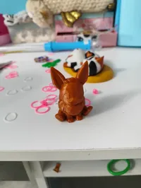 Figurine Évoli low poly — photo 4