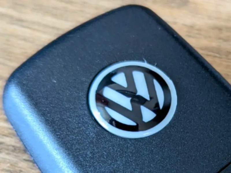 Volkswagen Golf 4 Car Key Logo