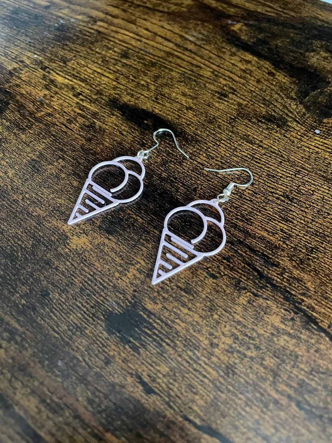 Line art Ice Cream Earrings view 2