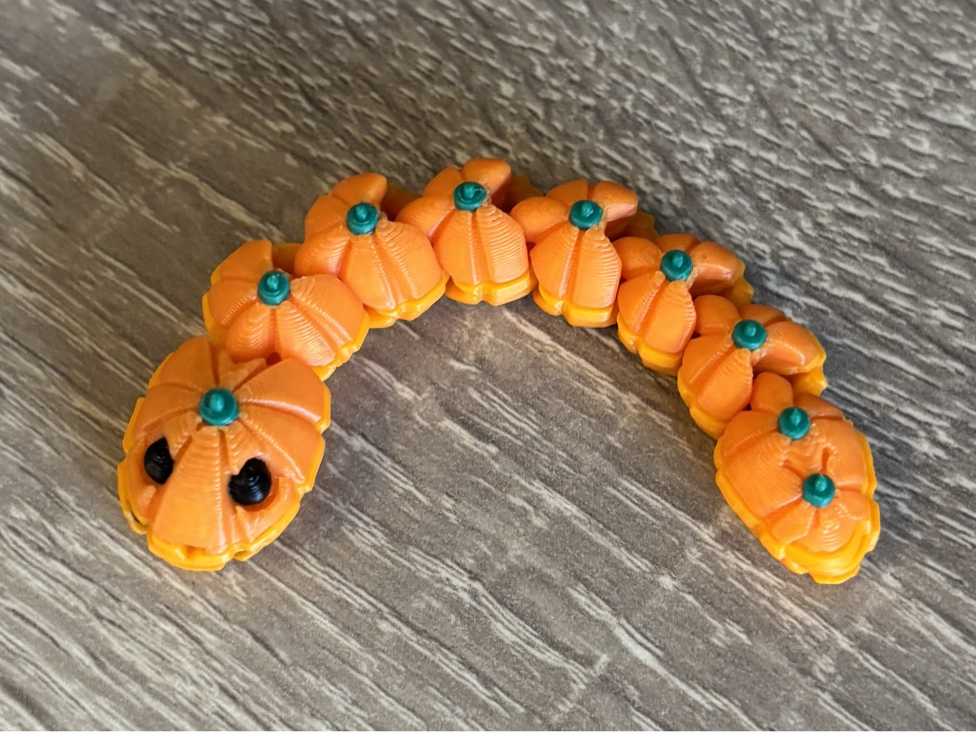 Pumpkin Flexi — Print-in-Place Halloween Fidget - 1
