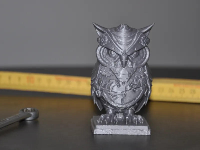 Mechanical owl decor