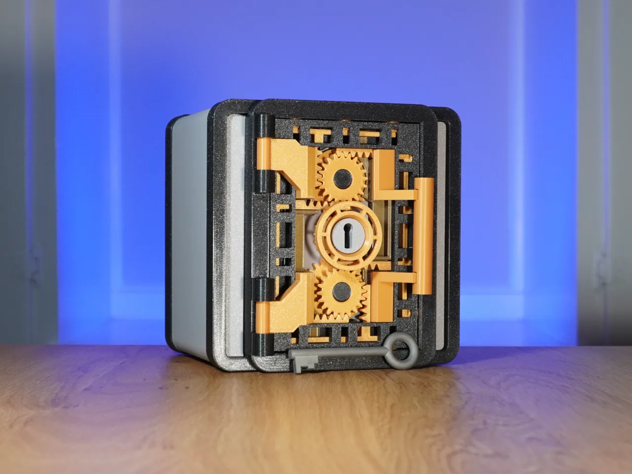 Mini Vault with Lever Tumbler Lock view 4