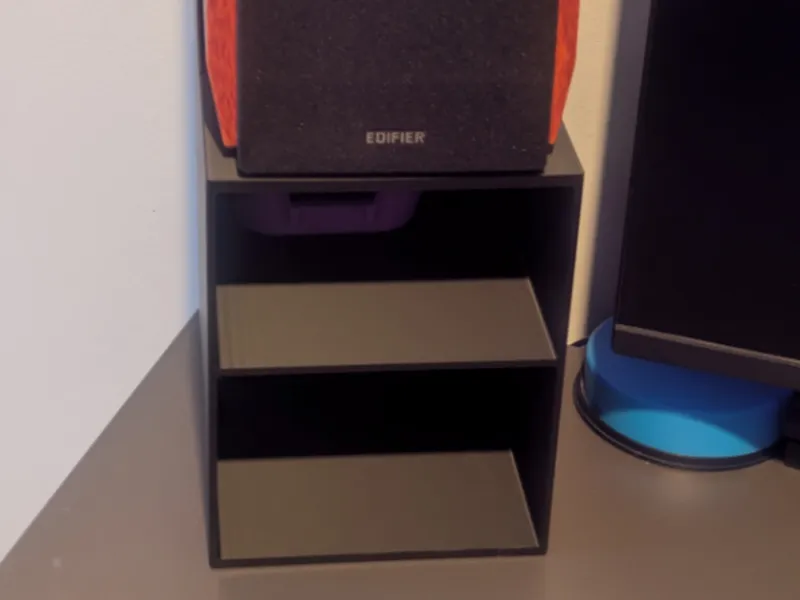 Speaker stand