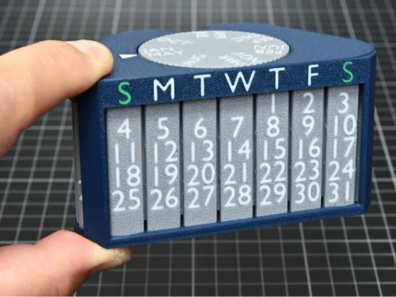Track Link Calendar - 60% scale