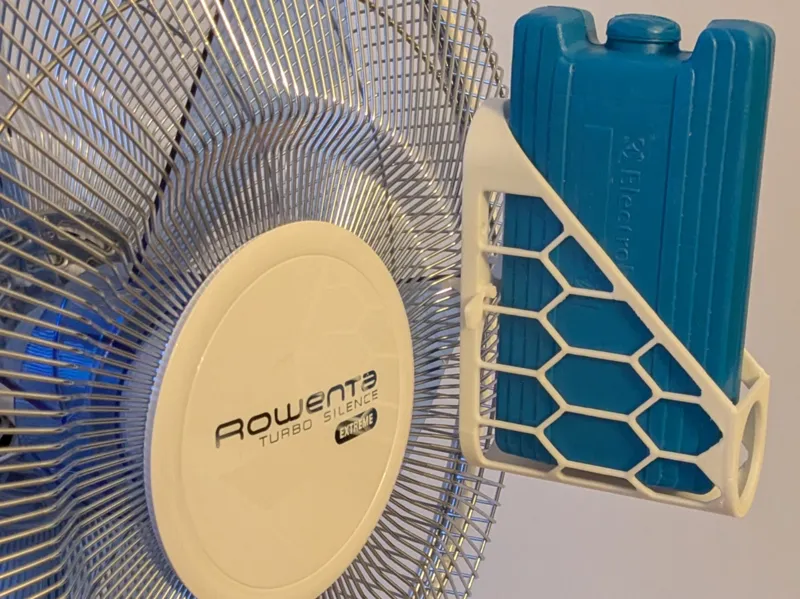 Fan mounted ice pack aka poor man's air condition