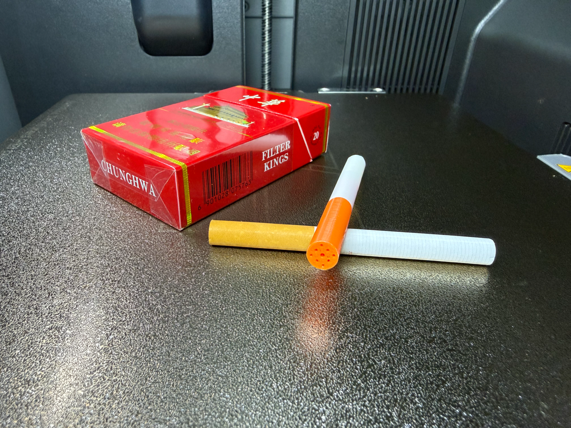 中华烟道具可以吸着玩