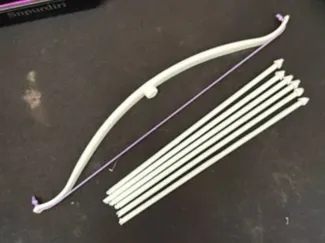 Toy bow and arrow (Strong)