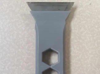 Bed Scraper using regular utility knife blade
