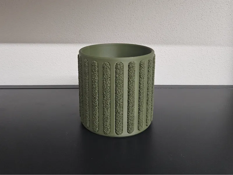 Vase, Pot, Pen Holder, line pattern