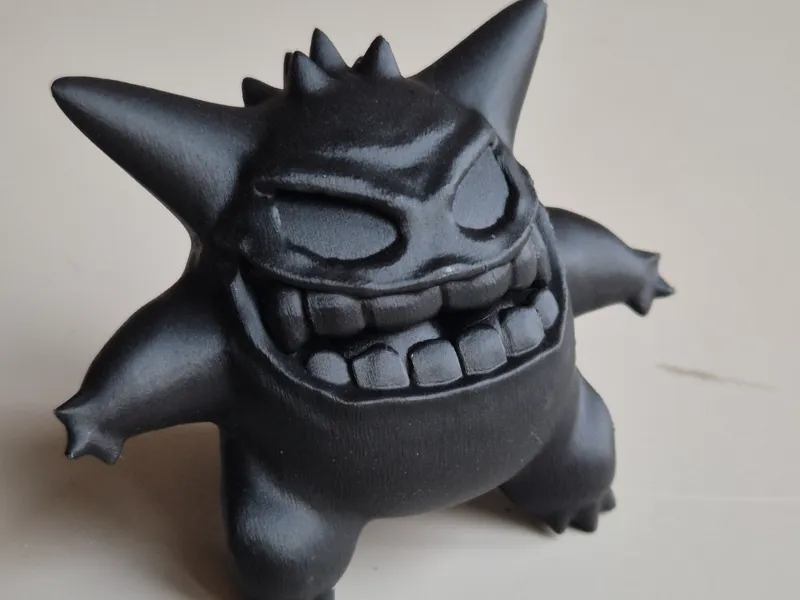 Gengar with a realistic grim look by LegerTio