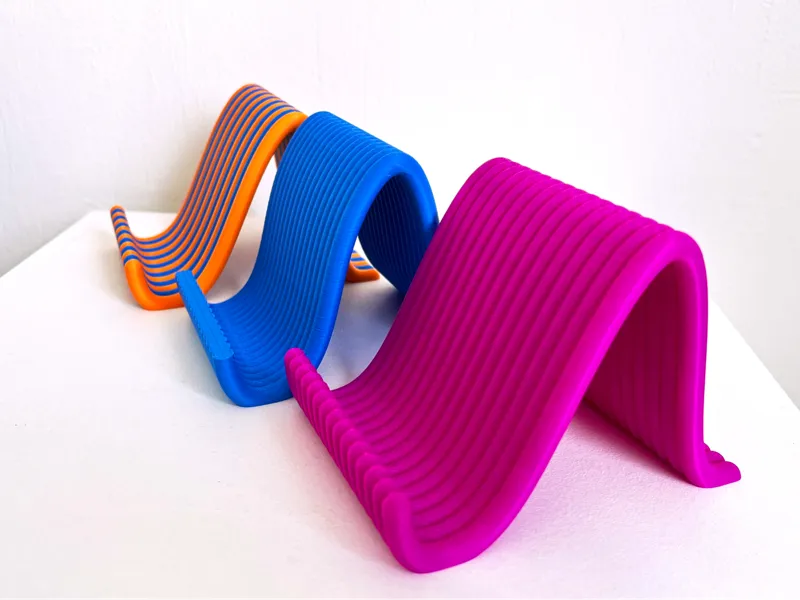 Eleganter Wellen-Handyhalter