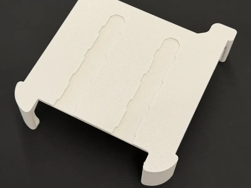 Unifi UCG-MAX holder for  Multiboard