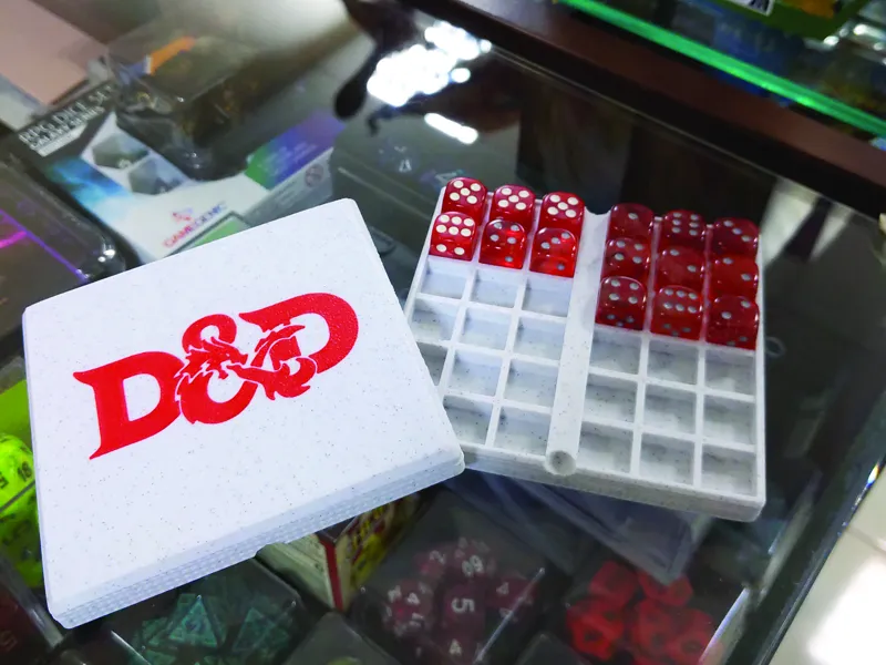 12mm d6 Dice Box with Magnets (36 slots)