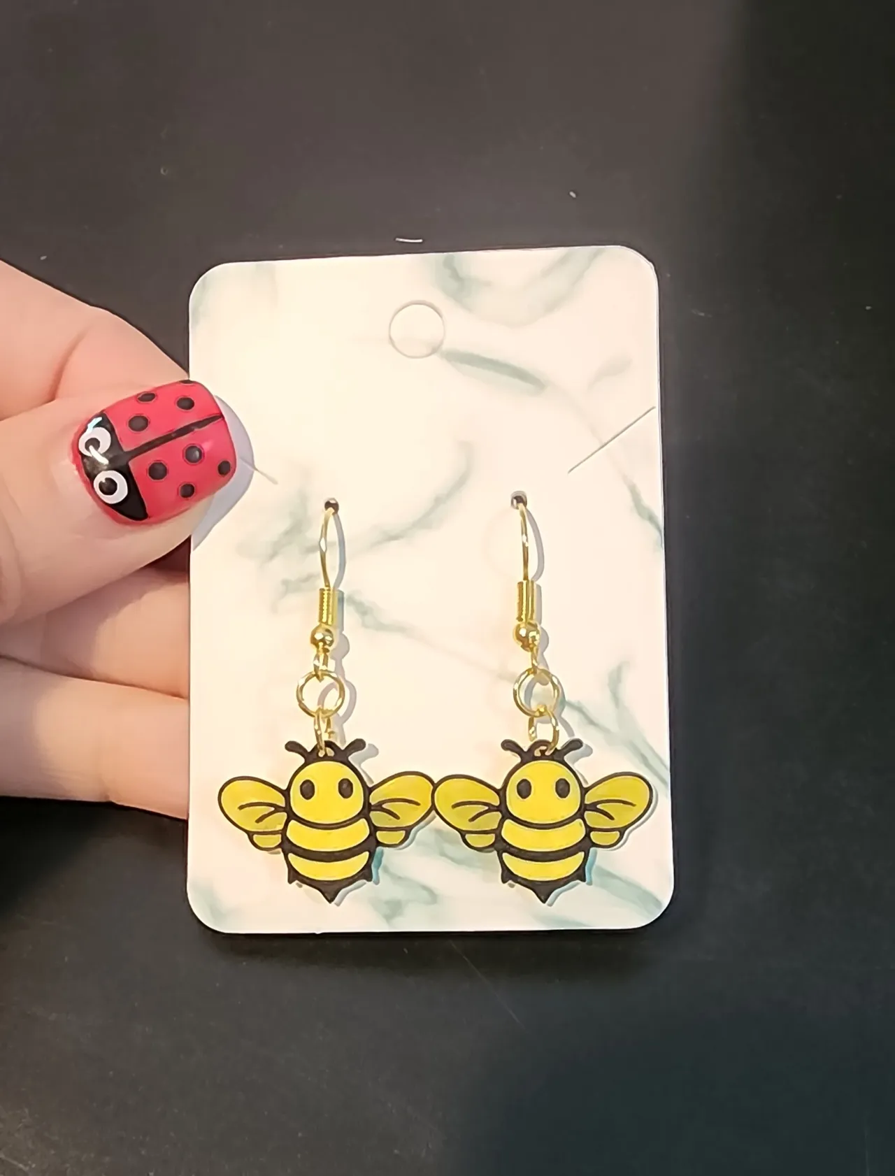 Bumble Bee Earrings Free Commercial Use view 4