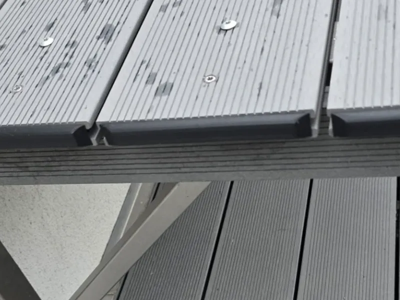 WPC Terrassenboden Endabdeckung