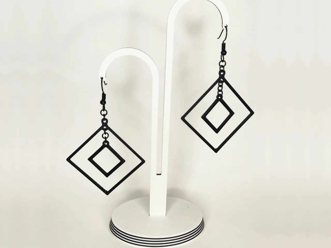 geometric shapes - earring collection view 3