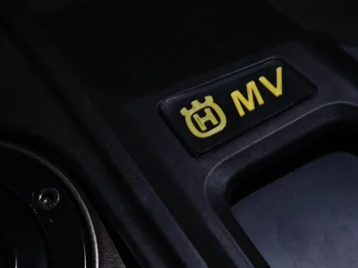 Decorative plate for Husqvarna Svartpilen