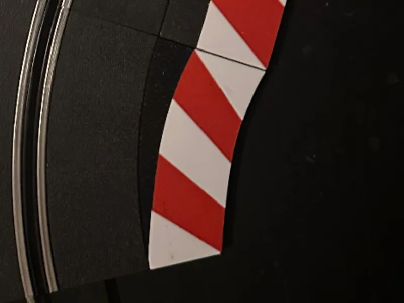 Transition in turn for carrera borders