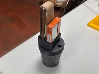 IQOS ILLUMA i HOLDER WITH ASHTRAY