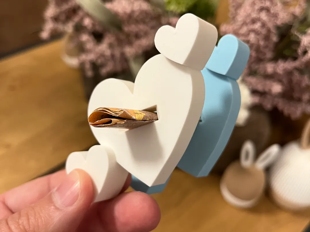 Triple Heart with Slot for Money, Voucher or Letter - Free 3D Print ...