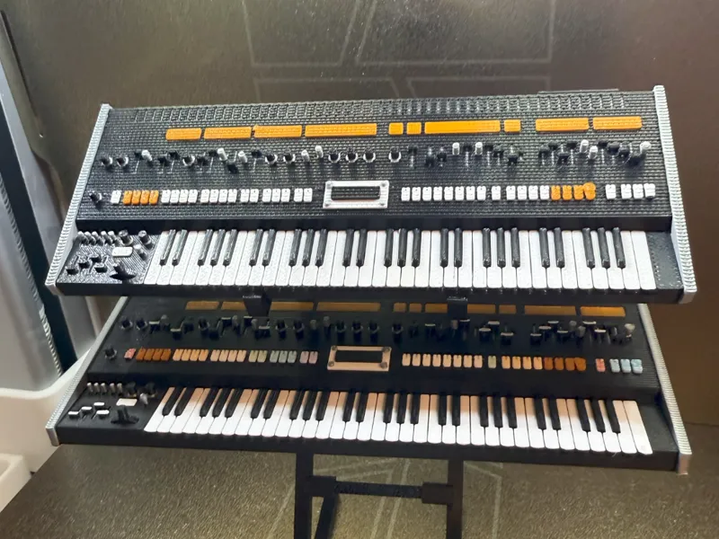 Roland Jupiter 8